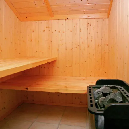 度假居 Three-bedroom Holiday In *