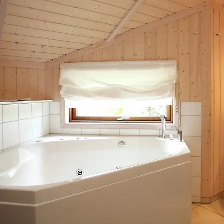 Three-bedroom Holiday In 度假居 沃尔丁堡